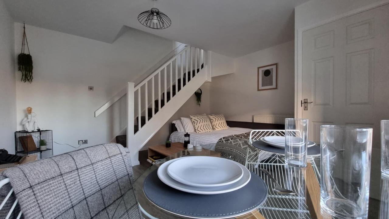 Haxby House By Switchback Stays Cardiff Exteriör bild